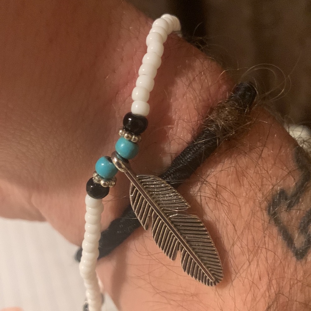 Bracelets for cheap ❤️🪶